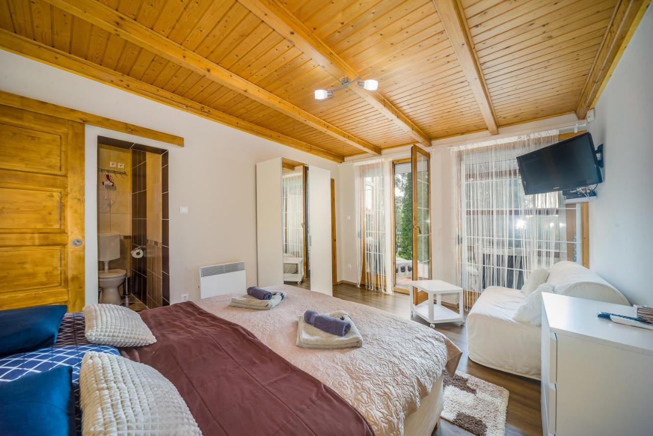 Villa Milmar Wellness Vendeghaz Miskolctapolca Exterior foto