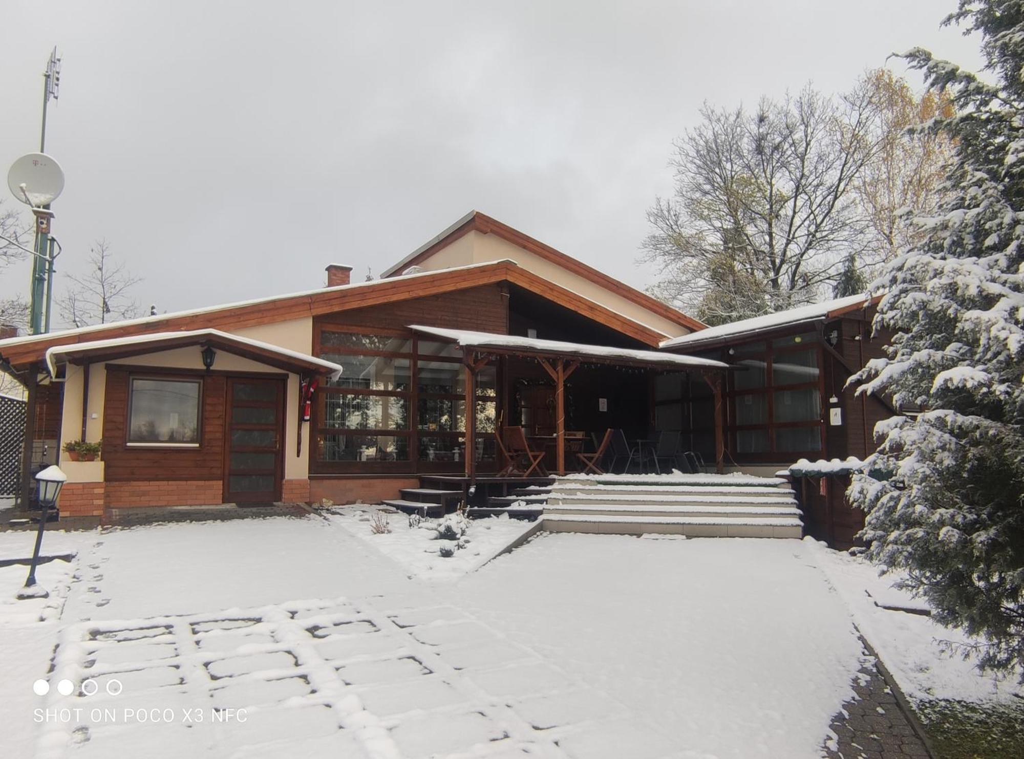 Villa Milmar Wellness Vendeghaz Miskolctapolca Exterior foto